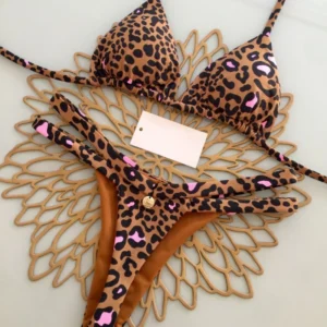 Nuevo Bikini para mujer, traje de baño para vacaciones en la playa, traje de baño con estampado de leopardo, conjunto de Bikini Sexy, ropa de playa, traje de baño con Tanga, Bikinis